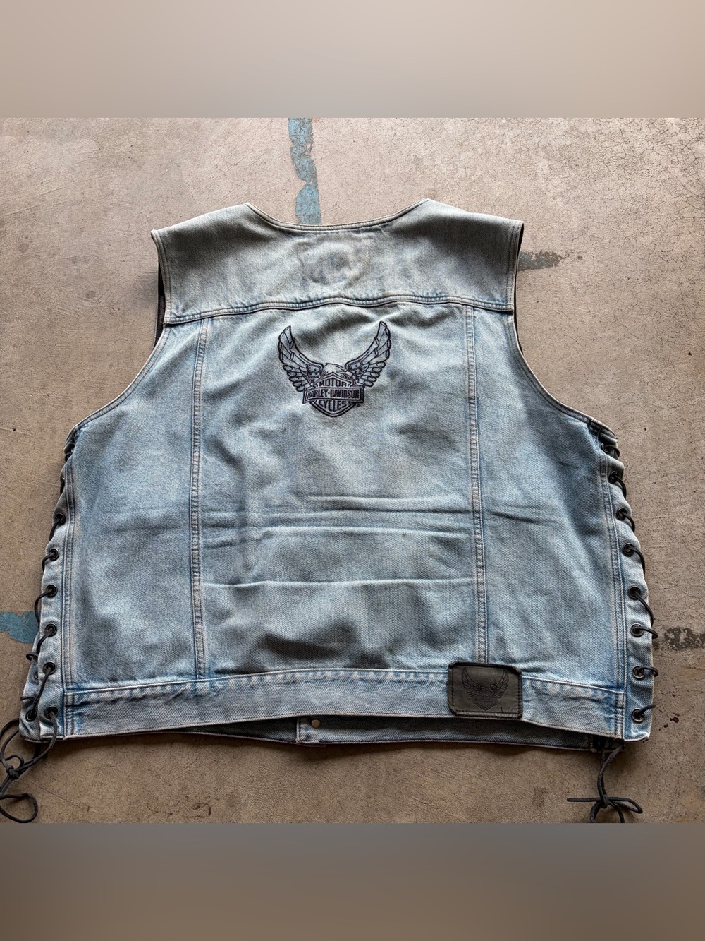 HARLEY DAVIDSON  WILLIE G / PANHEAD/ HERITAGE DISTRESSED DENIM VEST EAGLE